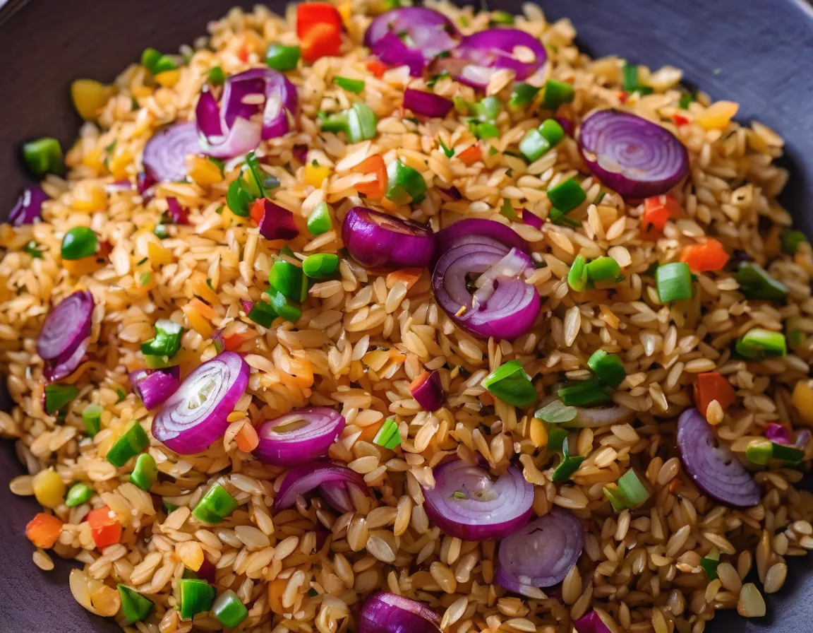 Arroz Integral con Almendras y Verduras al Estilo Latino Adaptado para Resistencia a la Insulina